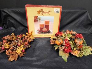 lot 740 image: Thanksgiving Candles and Candle Rings