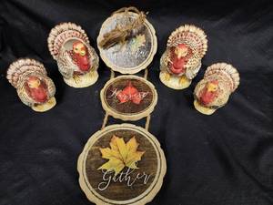 lot 741 image: Turkey Serving Set and Sign
