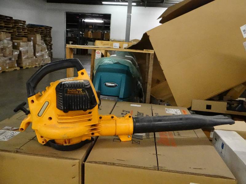 lot 1016 image: Pulman Pro Leaf Blower