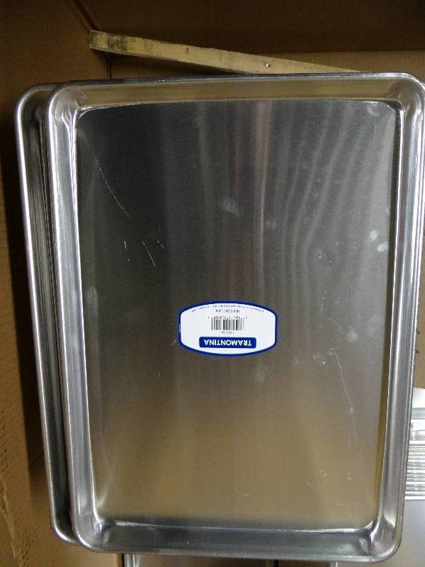 lot 1045N image: 12 Pan Aluminum Cookie Sheet - 13 x 18  Qty 10 units