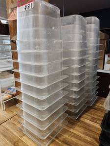 lot 44511 image: Lot Of 30, Rubbermaid Clear Food Storage 16
