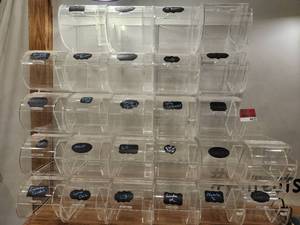 lot 44522 image: Lot Of 26 Stackable Acrylic Candy Holders