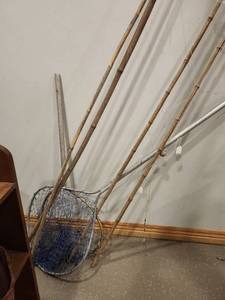 lot 44544 image: Lot Of 4 Antique Bamboo Fishing Poles And 2 Fishing Nets