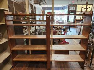lot 44556 image: Solid Wood Bookshelf