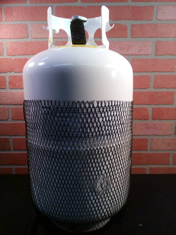 lot 16 image: Flame King Propane Cylinder