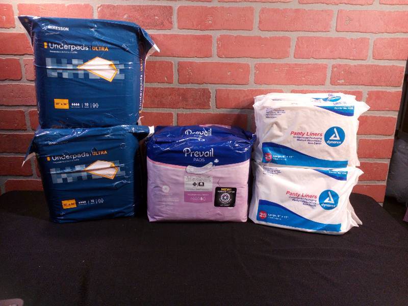 lot 91 image: Panty Liners & Under Pads
