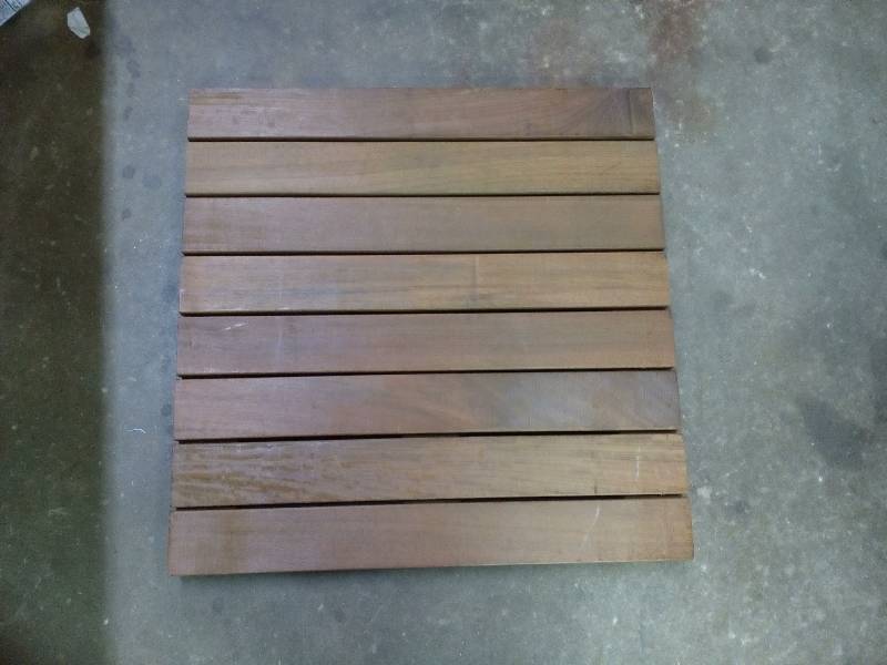 lot 123 image: 24 Teak Wood Shower Mat
