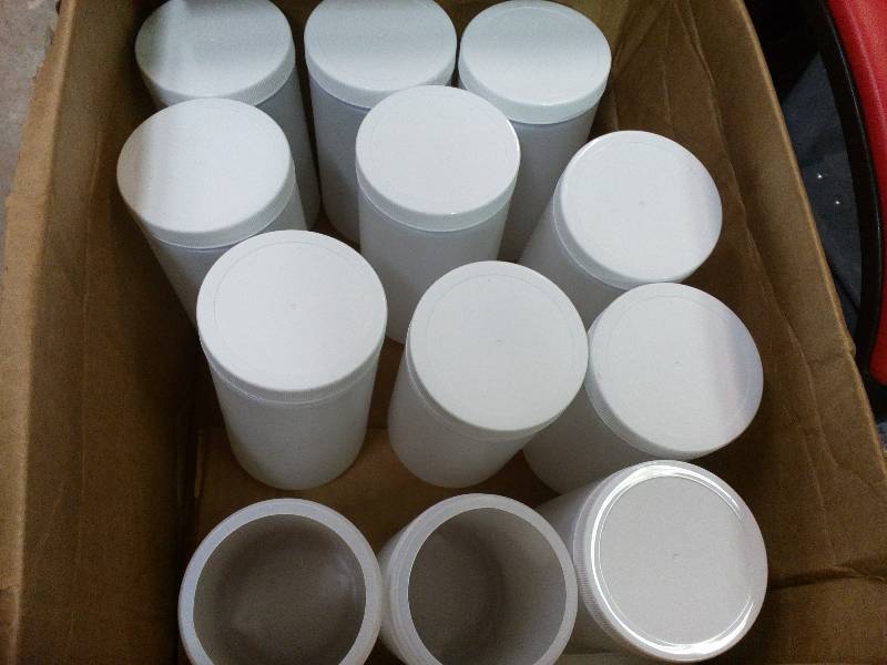 lot 124 image: VWR TraceClean 1000mL Straight Side Wide Mouth Polyethylene Jars