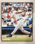 JERMAINE DYE KANSAS CITY ROYALS AUTOGRAPHED 8 X 10 PHOTO WITH CERTIFICATE OF AUTHENTICITY