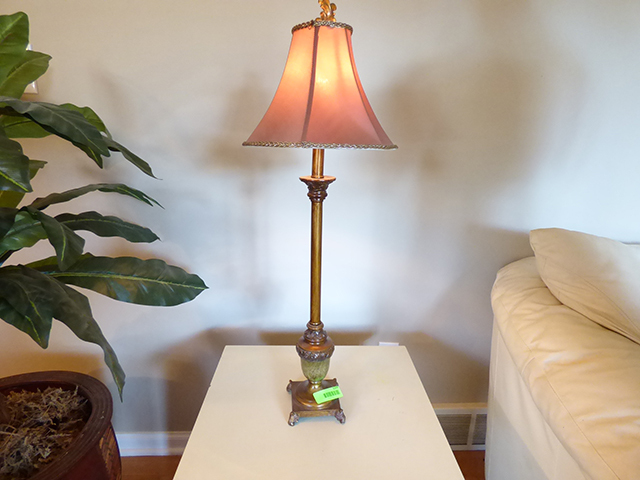 lot 1009 image: Bronze Hand Rubbed Lamp