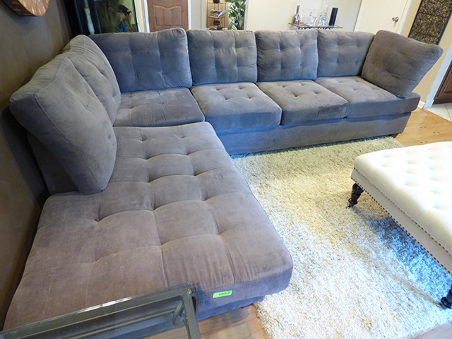 lot 1028 image: L Shaped Sectional Short 88 x 35 deep, Long End Arm Section 84 long 117 long both pieces