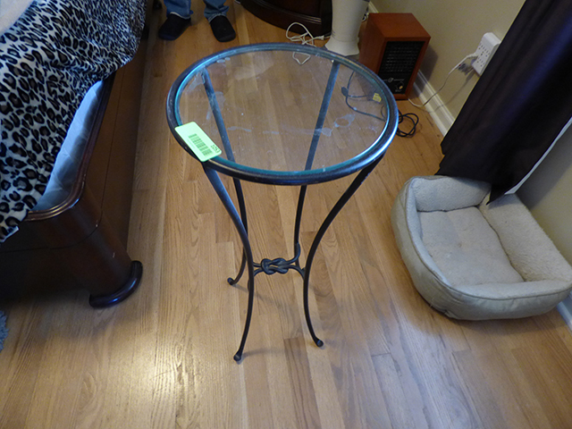 lot 1053 image: Rod Iron Pedestal Table