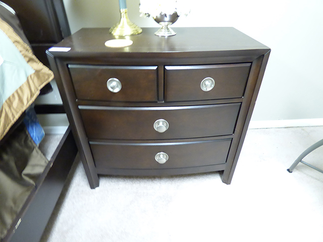 lot 1082 image: Nightstand 31 W 17 D 29 H