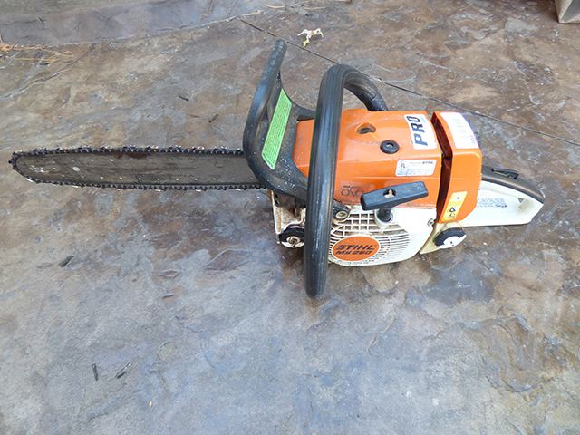 lot 1116 image: Stihl Chainsaw Pro Serves 16 Bar - Runs Great