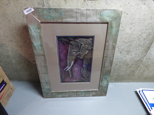 lot 1124 image: Custom Art Piece of Elephant