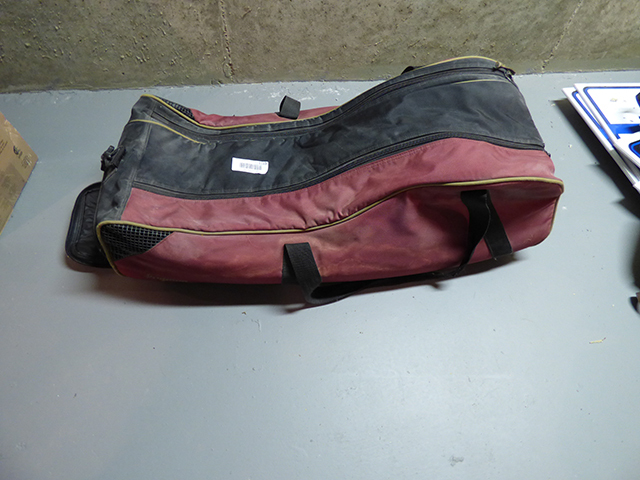 lot 1133 image: ProPenn 2 rackets with 2 Pair of tennis shoes size 10 with 6 tubes of balls, with bag