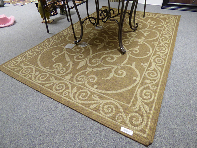 lot 1142 image: IndoorOutdoor Oriental Area Rug 87 long x 58 wide