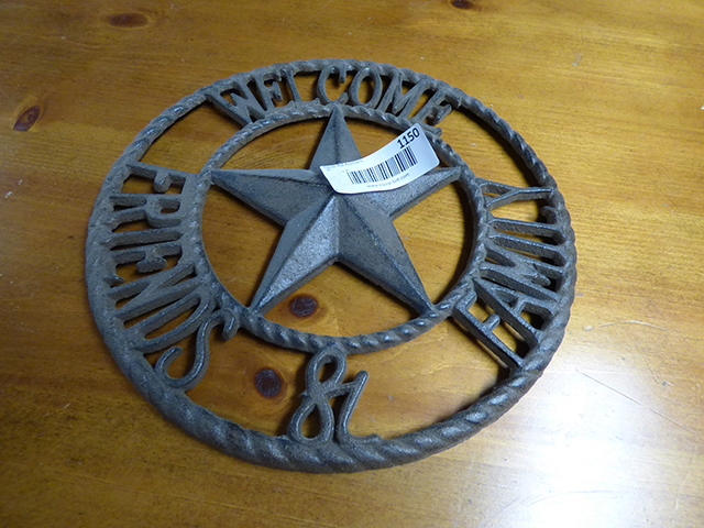 lot 1150 image: Welcome Friends and Family Iron Sign