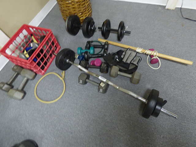 lot 1170 image: Misc. Weight Set - Curl Bar, 20-30 lb. dumbells, ankle and wrist weights, with gloves