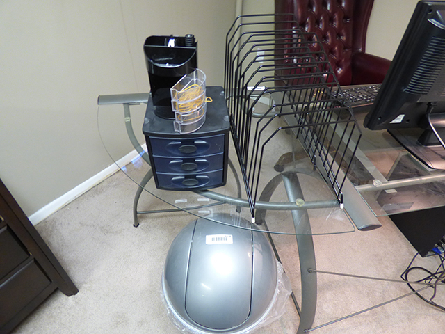 lot 1178 image: Trash Can - Office Misc.