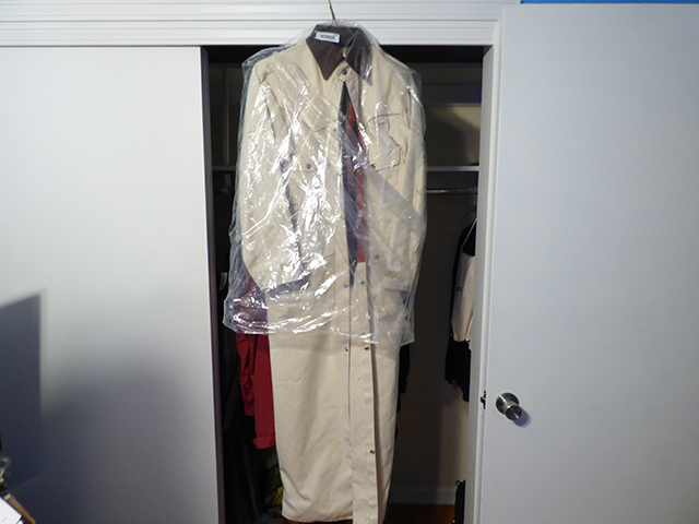 lot 1237 image: New Mens Duster - large
