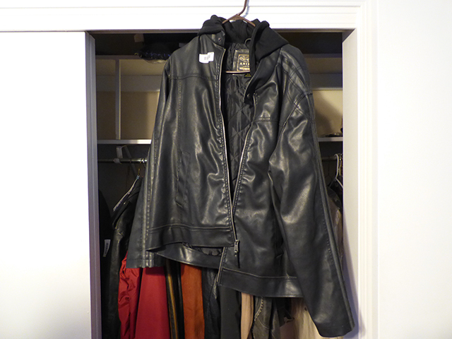lot 1245 image: New Mens Black Leather Jacket with Hood - XL