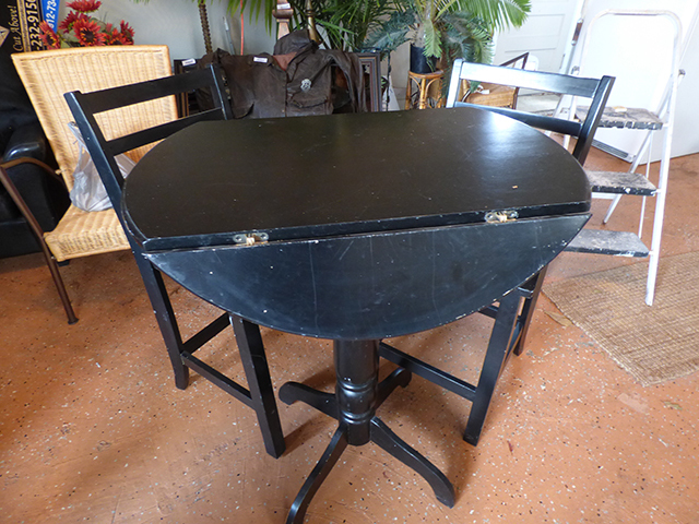 lot 1301 image: 3 piece Black Drop Leaf Table with 2 Chairs - nice, a few small scratches