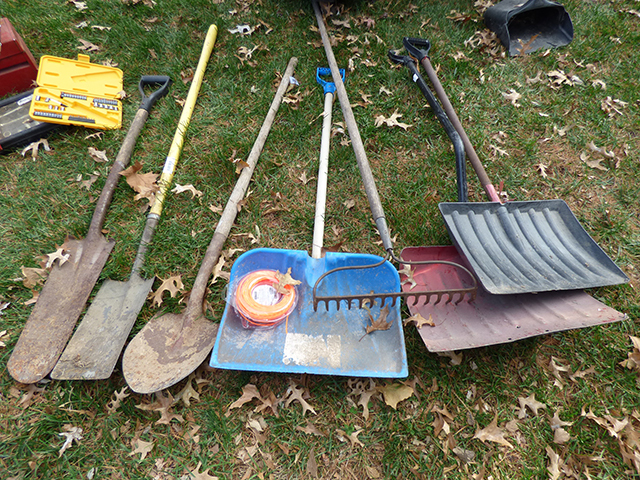 lot 1306 image: Fiberglass ShovelSharp Shooter with Nose Shovel, 3 - Snow Shovels, Steel Rake, weed eater cord.