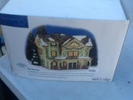 Very nice collectible snow village ceramic  Town piece  lights  up great for Christmas town