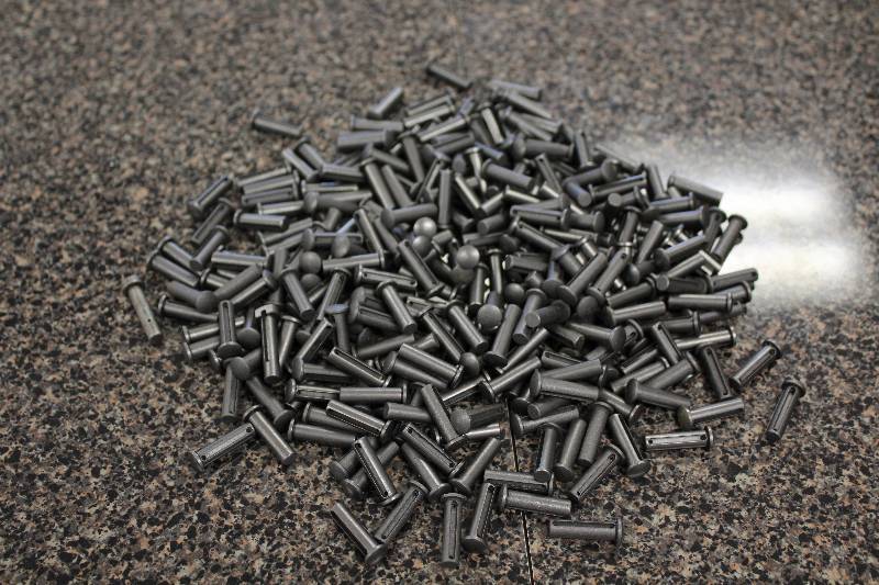 lot 4033 image: Lot of AR 15 Takedown Pins