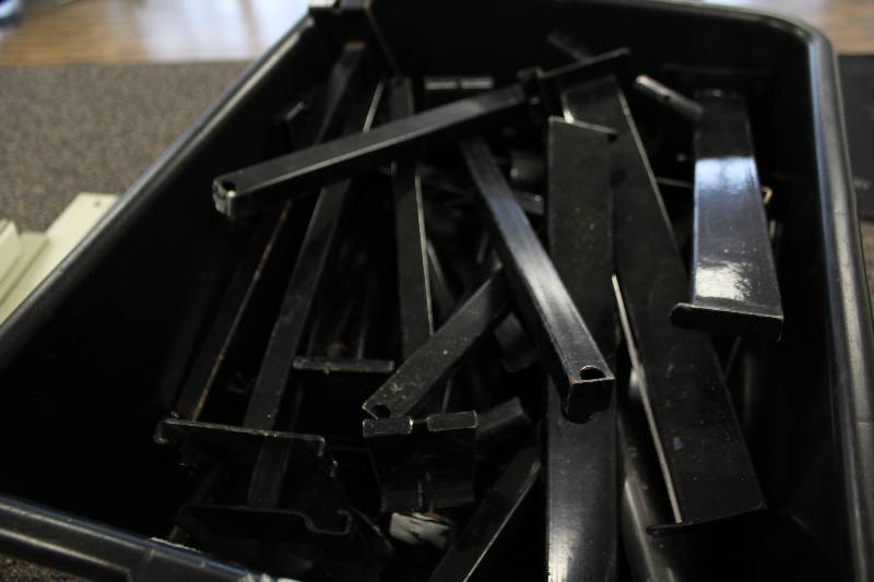 lot 4053 image: Slatwall Display Mounts