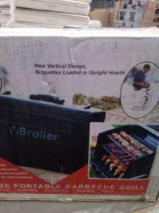 lot 10033 image: Go Go Grill VBroil Full Size Portable Grill