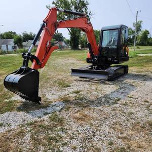 lot 7 image: Unused Rippa R360  6.2 Ton Mini Excavator  Yanmar Engine  8.3 Hours