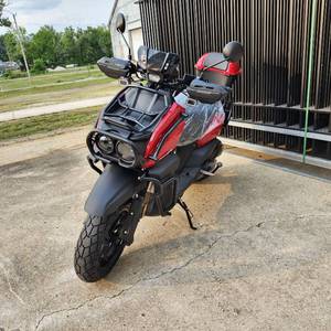 lot 510 image: New Tank 168 cc EFI, Alloy Wheels, (Red), 290