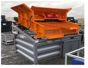 lot 1962 image: Unused 2024 Suihe Skid Steer Vibrating Screen