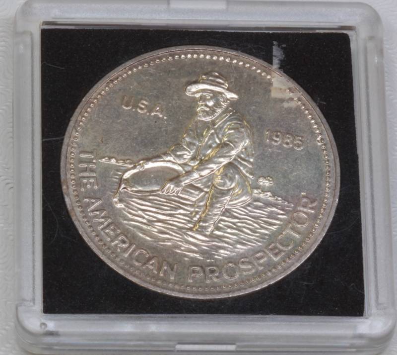 lot 4019 image: 1985 prospector .999 silver