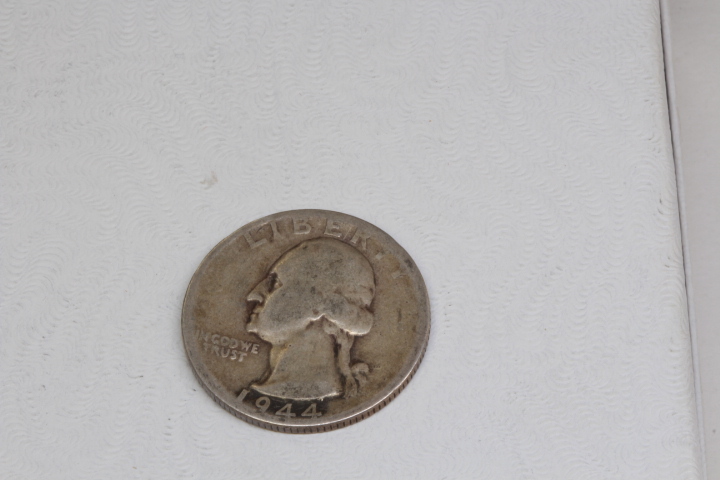 lot 4081 image: 1944 Silver Washington Quarter