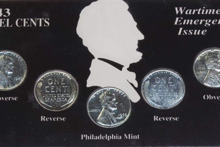 lot 4155 image: Wartime Steel Pennies UNC