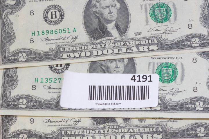 lot 4191 image: 3- 1976 $2.00 bills