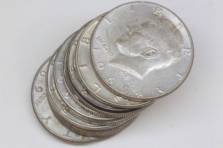 lot 4217 image: 13 Kennedy Halves, 35% silver