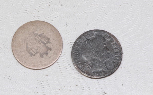 lot 4272 image: Barber dimes, dates unknown