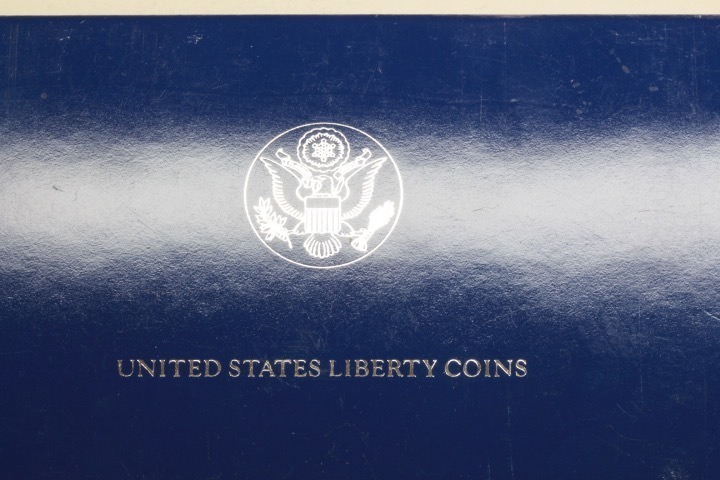 lot 4454 image: 1886, 1986 Liberty Coins, Silver