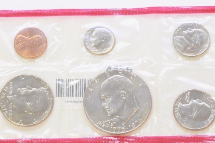 lot 4456 image: 1776-1976 coin set