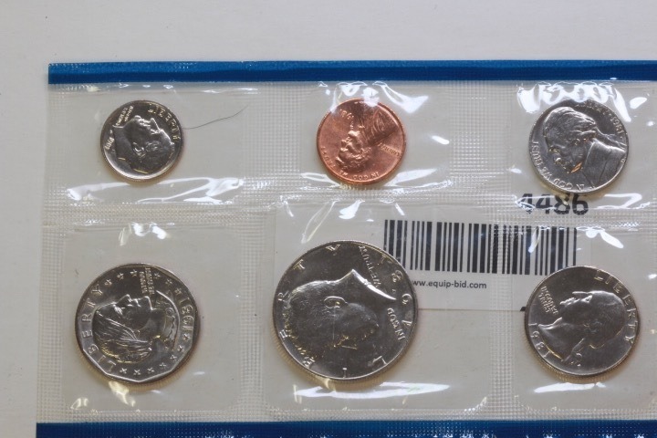 lot 4486 image: 1981 Coin set