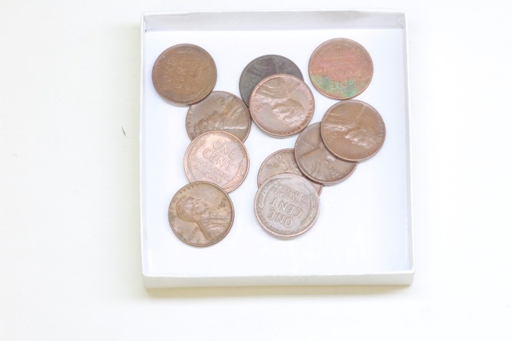 lot 4334 image: 11-1945 Wheat pennies