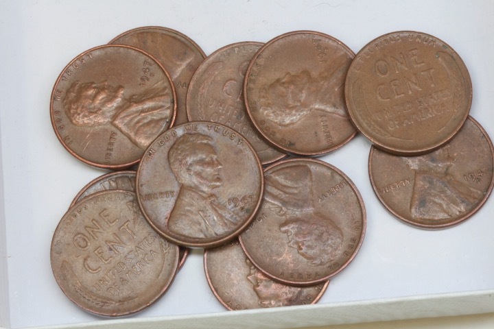 lot 4347 image: 11- 1947 Wheat pennies
