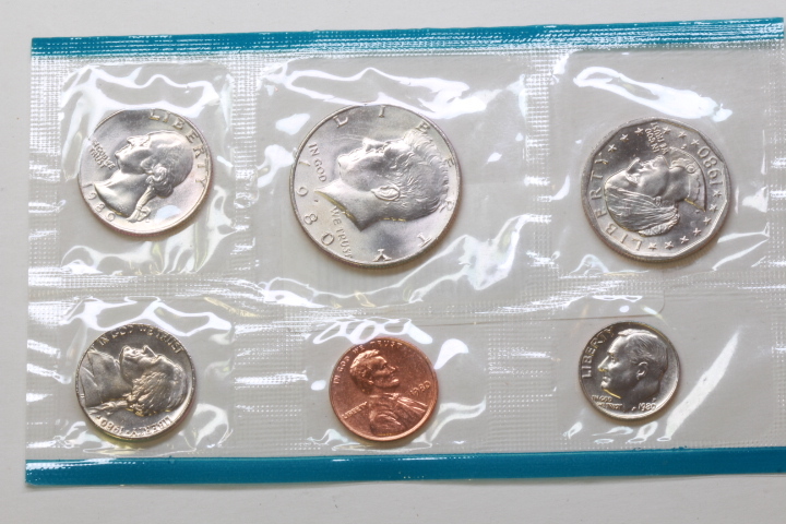 lot 4275 image: 1980 Coin Mint set