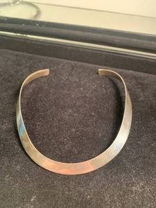 lot 28 image: Taxco Sterling Collar Necklace