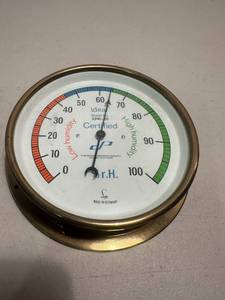 lot 108 image: Ideal Humidity Reader Made In Germany