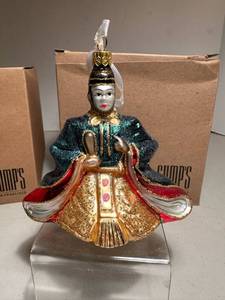 lot 177 image: Gumps San Francisco hand blown ornament Kyoto Emporer 5��